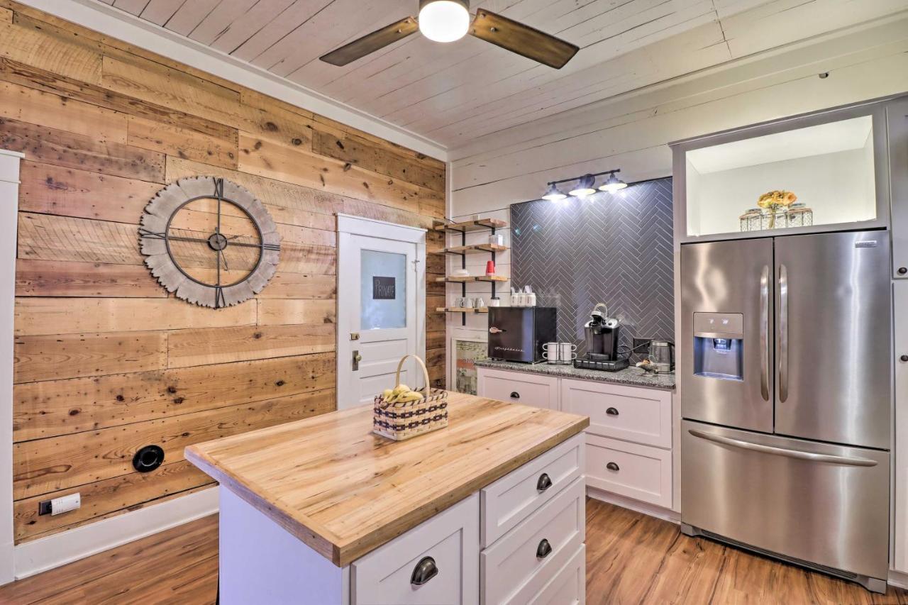 Historic Mountain Home Haven With Large Yard! Exterior foto